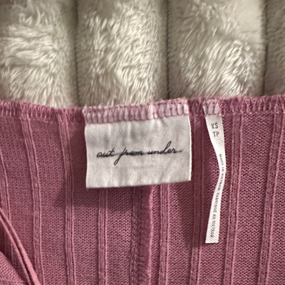 Urban Outfitters Ribbed Sweater - Picture 2 of 3